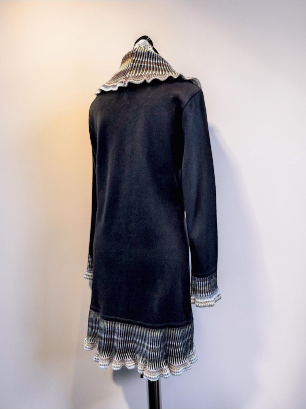ANGEN Merino Wool Ruffle Shawl Collar Cardigan | Small | Multicolor Trim | Italy - Picture 3 of 14